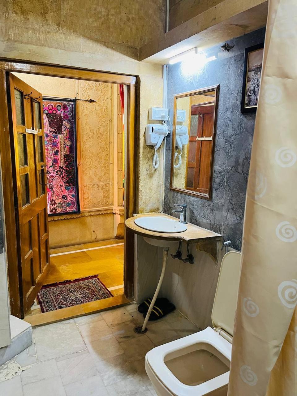 Hotel Oasis Haveli Jaisalmer (Adults Only) Экстерьер фото